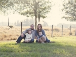 wesley-chapel-artist-takes-family-photograph